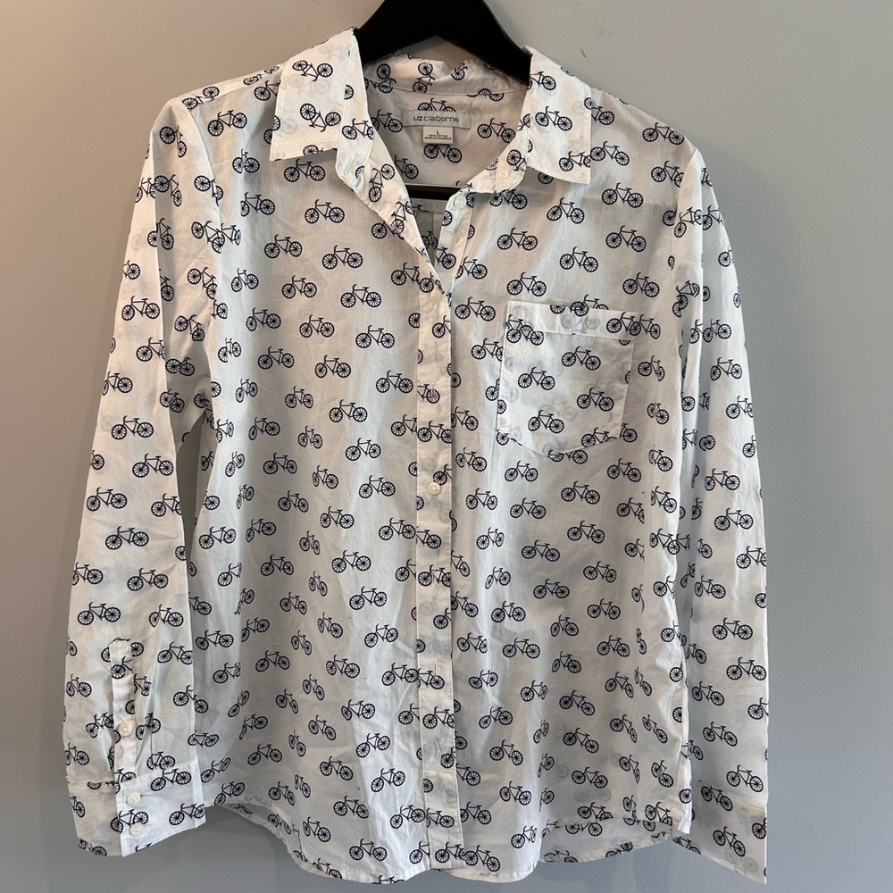 Liz Claiborne size large 100% cotton Button Down blouse with blue bicycle print